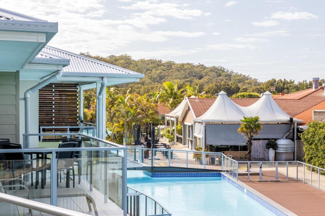 Two-Bedroom Dual Key Lagoon Apartment with Spa - No Housekeeping